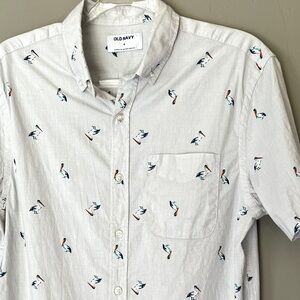 Pelican Bird Light Gray Men's Button Down Short Sleeve Coastal Theme Shirt Sz M